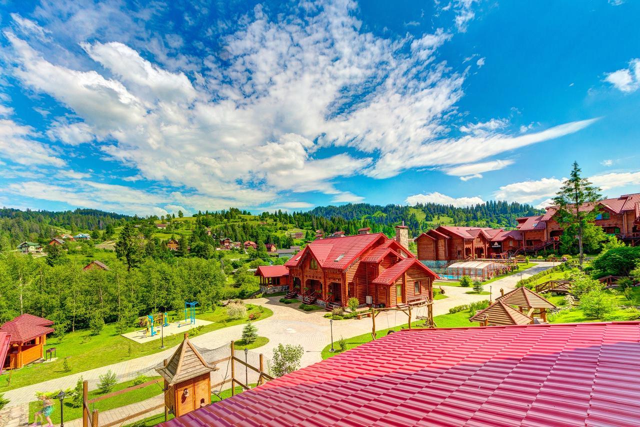 Slovyanka Hotel สลาฟสเก ภายนอก รูปภาพ