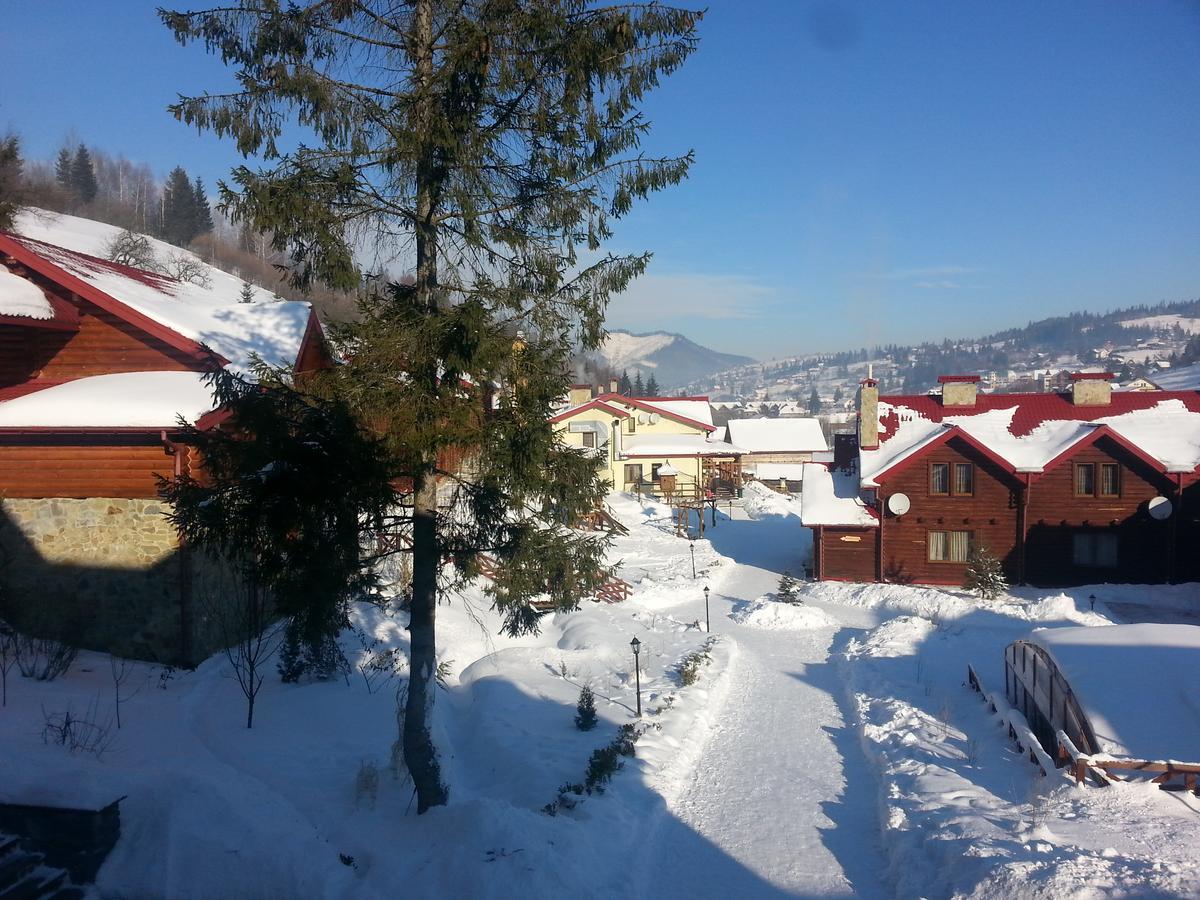 Slovyanka Hotel สลาฟสเก ภายนอก รูปภาพ