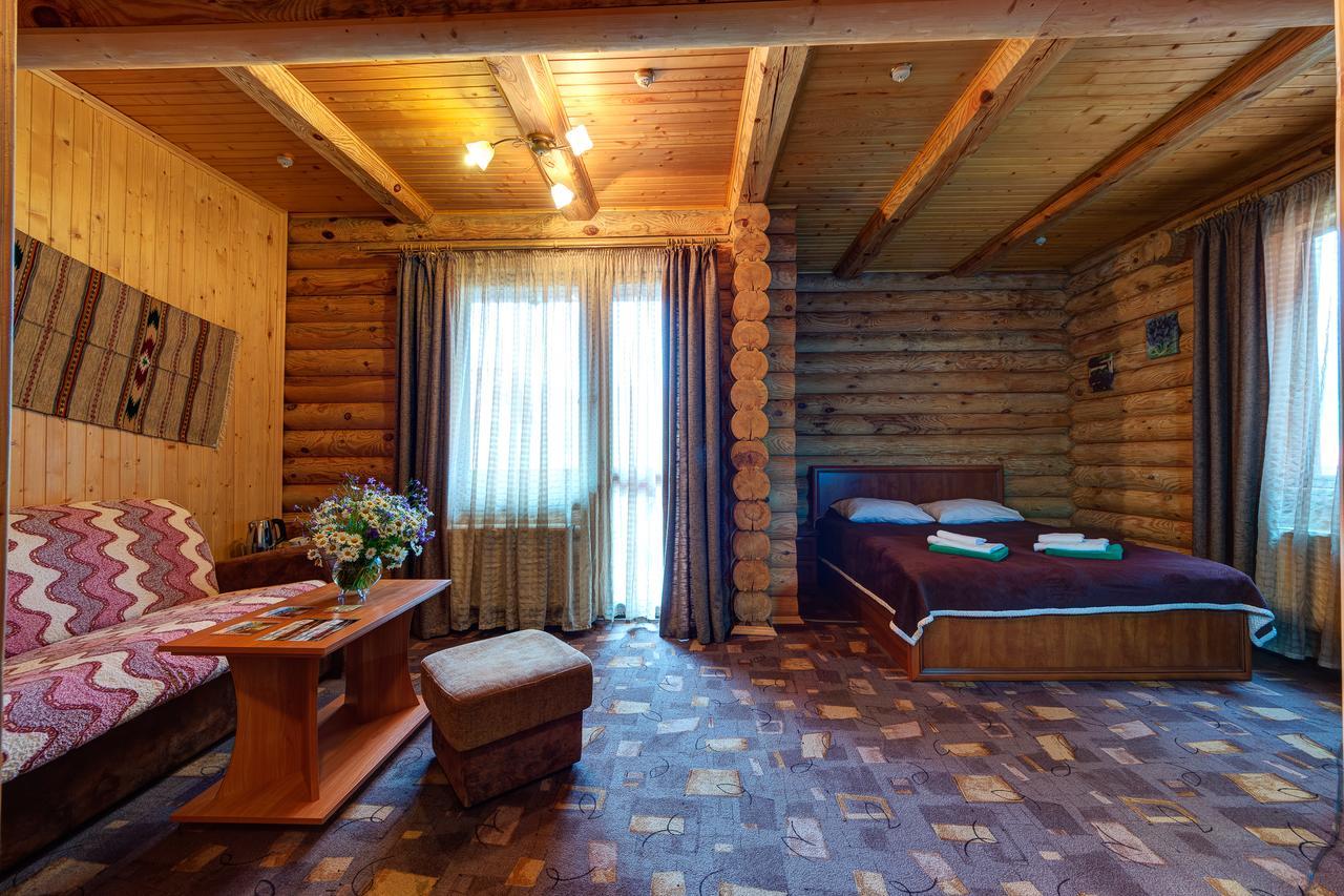 Slovyanka Hotel สลาฟสเก ภายนอก รูปภาพ