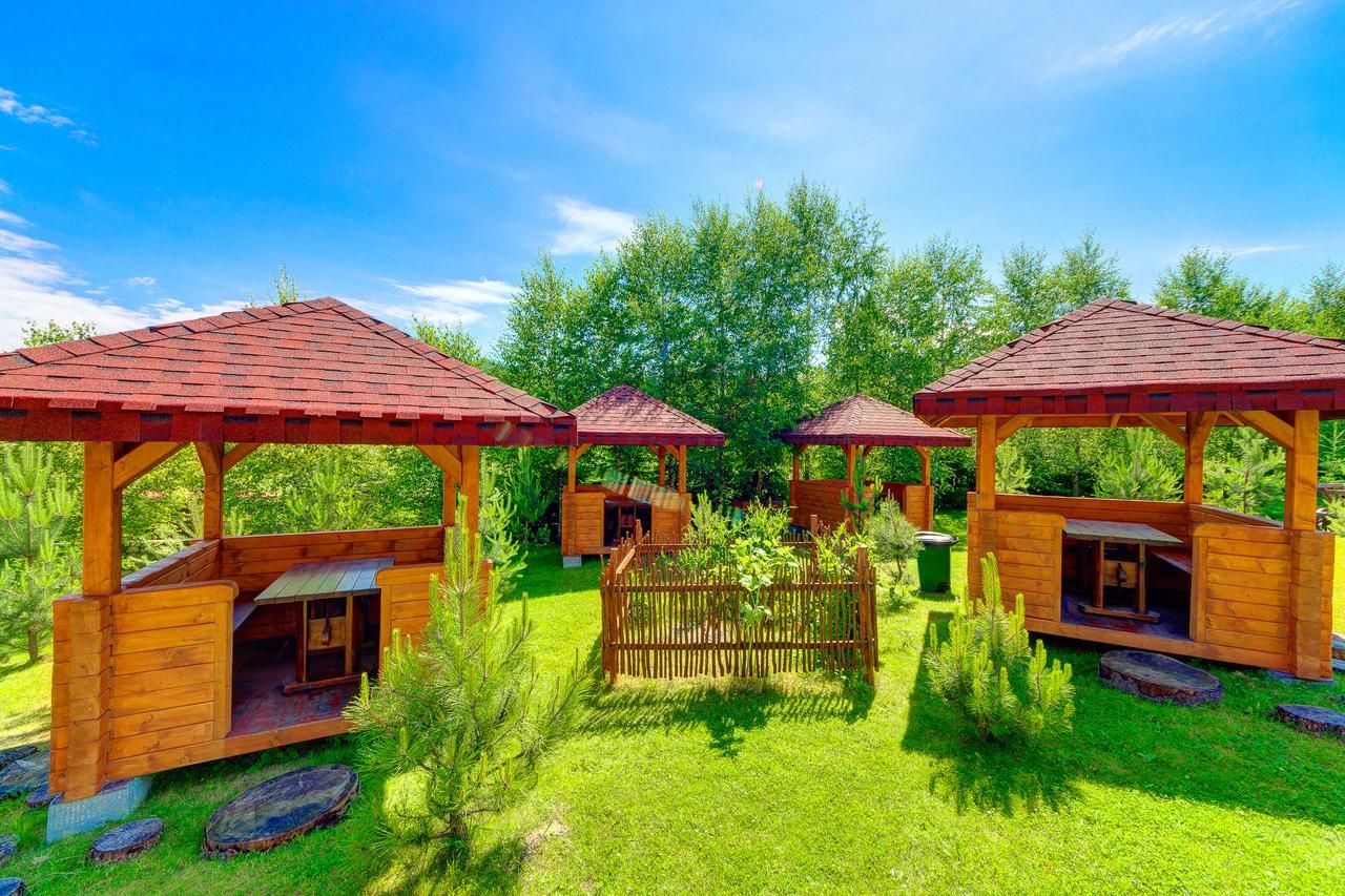 Slovyanka Hotel สลาฟสเก ภายนอก รูปภาพ
